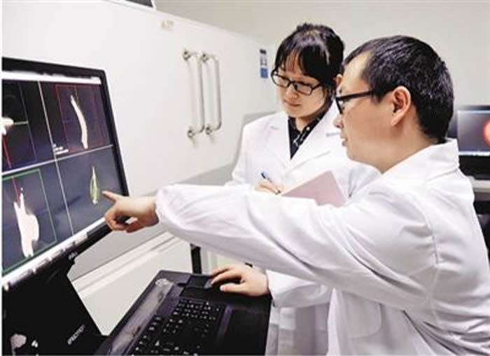 ͼΪ���ھ����ң��ڿ����С�����ͼƬ