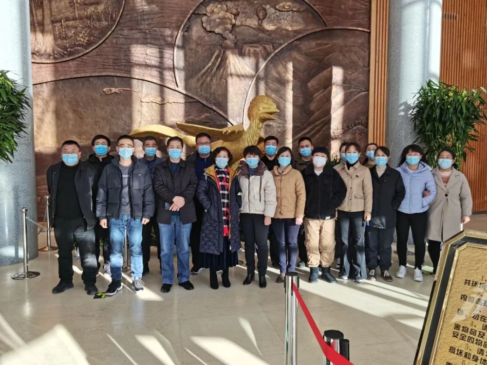 建昌县人民检察院组织前往建昌古生物博物馆开展“保护古生物”主题党日活动