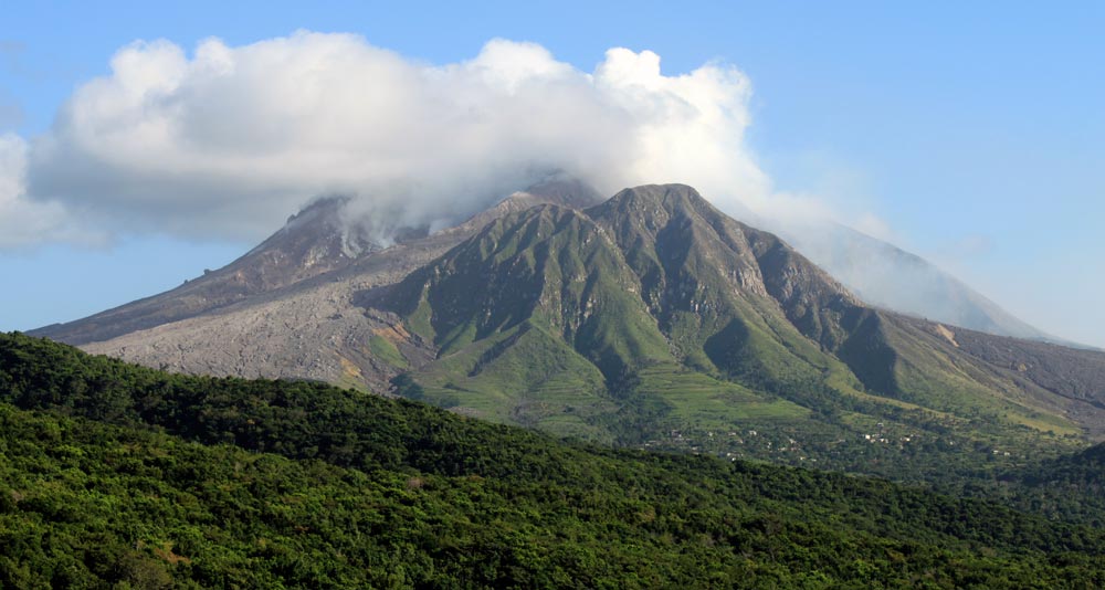 两个强烈的火山爆发期引发地球历史上最严重的大规模生物灭绝