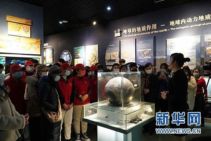 ���ĵ��ʾ��ԡ��߽����ʡ�Ϊ����ٰ조���������ա��