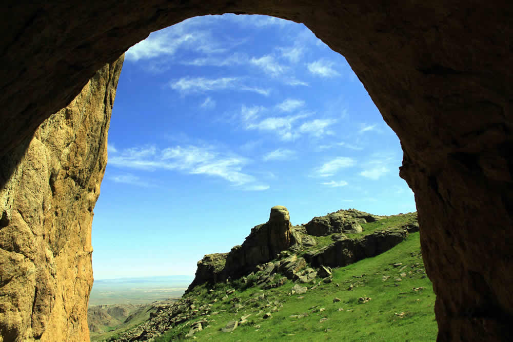 �½�ά�����������ľ����ͨ�춴��ʯ��ʱ����ַ�����١����¡�