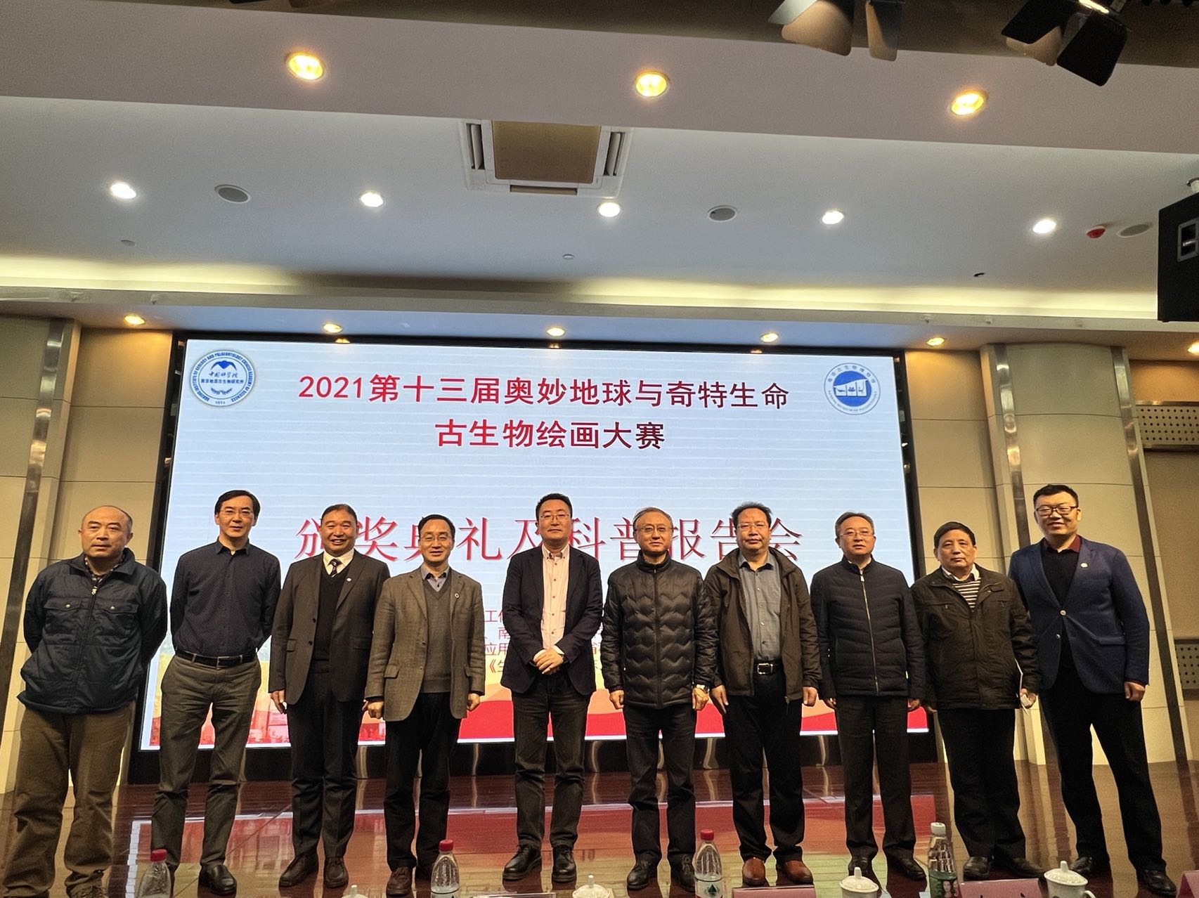 �μӻ�쵼��Ӱ