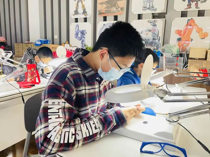 СС�޸�ʦ����Ȥ���������ײ��ʲô�𻨣�