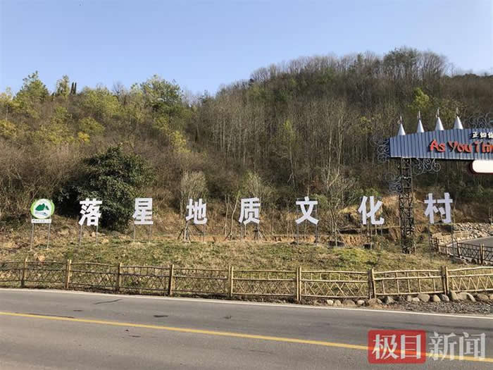 �߽�����Զ�����Ǵ� ����2.5����׺�ɣ��ޱ�