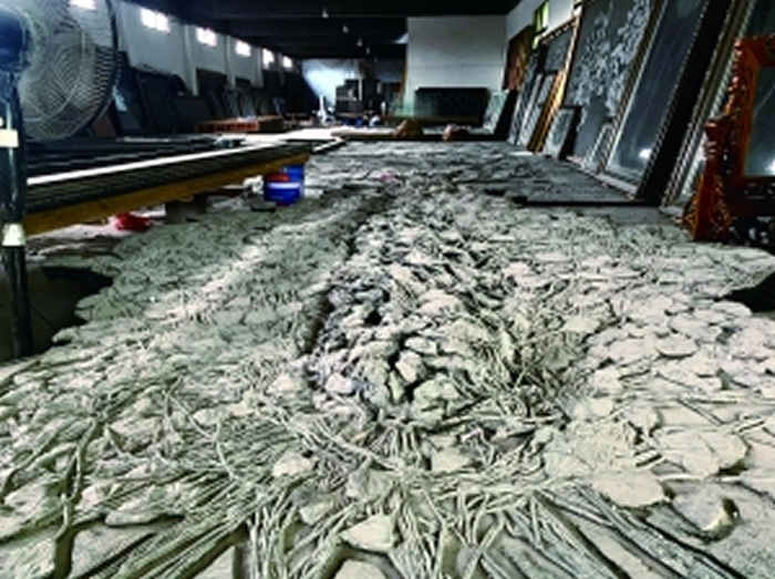 ������������ǧ�����ݹ����ﻯʯ�ڴ��и��¼�