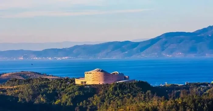 �ν���ʯ��������Ȼ�Ų�����ݡ������� ��