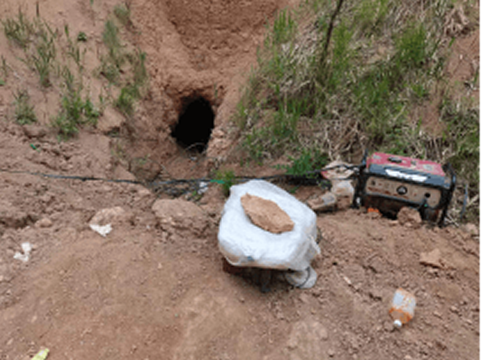 泾川公安成功打掉一个盗掘古脊椎动物化石犯罪团伙