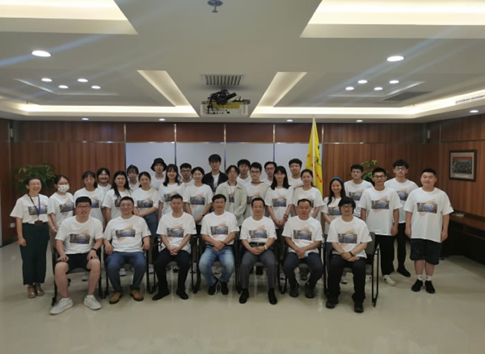 ���߽��������п�Ժ�ż�׵����ʮ���ѧ������Ӫ����Ӫ