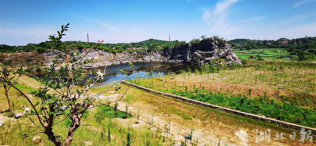 ��ʯ��ַ��ס�ˣ���¶��ɽ��Ҳ��������װ��ֻ�򡭡�