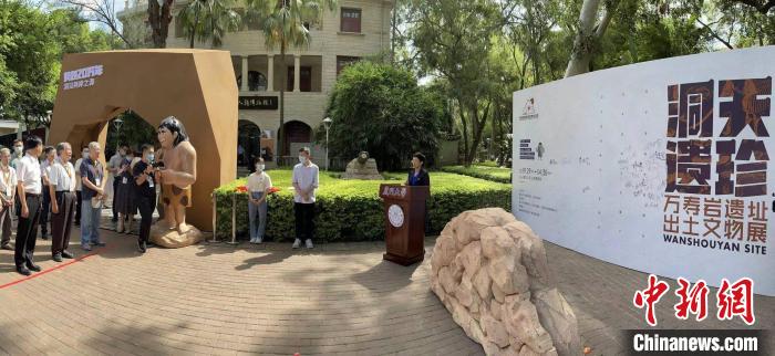 ���������䡱������������ַ��������չ�����Ŵ�ѧ���಩��ݿ�չ