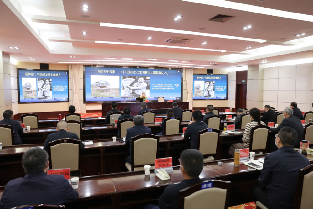 �����ݾ��п���֪ʶר�⽲�� �Ⱥ�³Ӧ������Ϊ�����������ǡ���ר���ڿ�