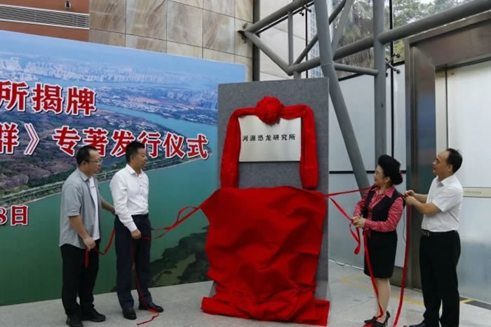 ��Դ�����о����ں�Դ�����������ʽ���Ƴ���