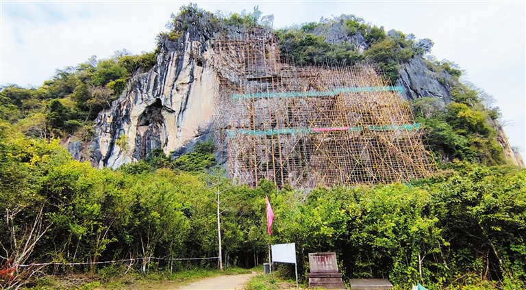 ��ʶ���ַ���ڽ���Σ���������̡��������̡�������ʩ��ò�����ȹ�������Զƽ ��