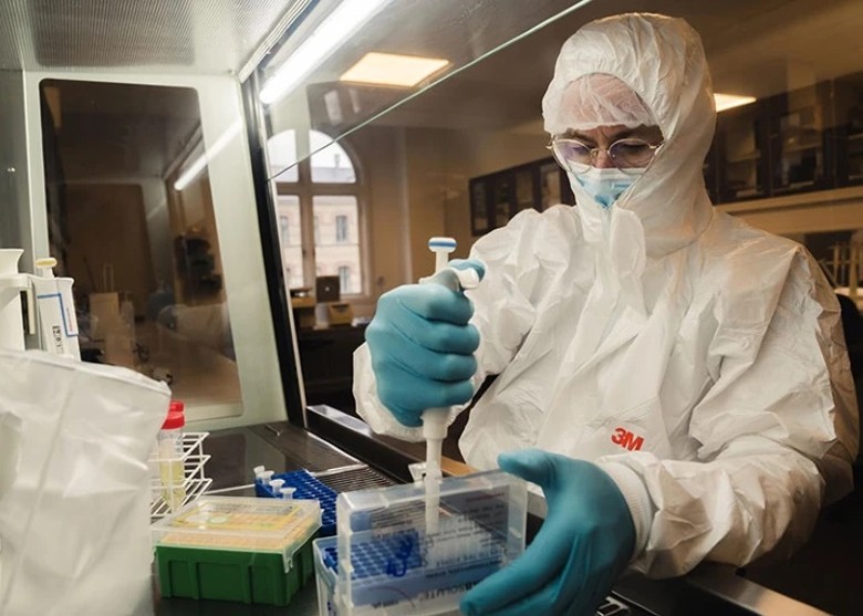 �����ѧ�Ŷ��ڸ��������ֹŻ��� ��ʾ200����ǰ��̬ϵͳ