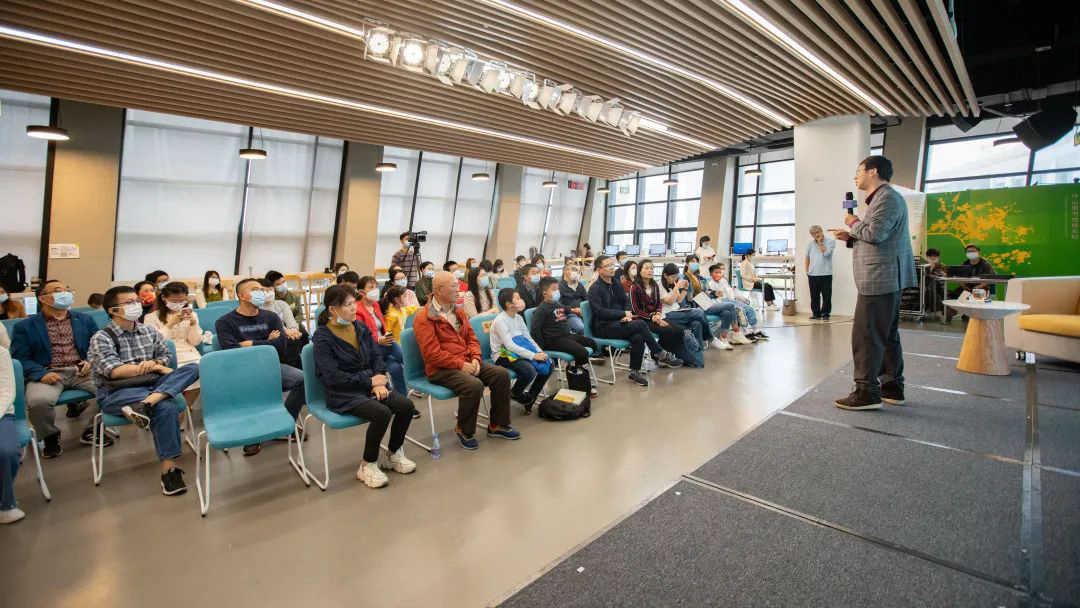 ƺɽ��Ȼ����ϵ�н���•�ݳ���̳���й��Ŷ���ݹݳ���ԭ������֤�ݣ�90�ػ�ʯ���桷