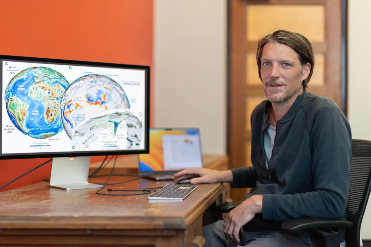 ���о���ʾ��ȥ1����������������ϸ��̬ģ��