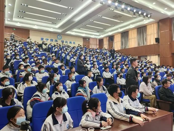 ����ʡʮ��������������̽��Զ����������ʾ��ʯ���ء����տ�