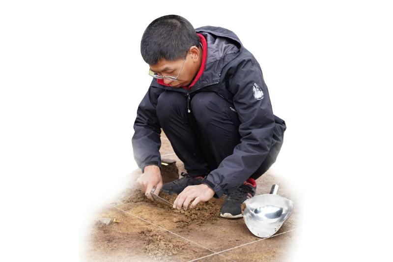 四川省文物考古研究院助理馆员谭培阳：旧石器考古发现13万年前手斧