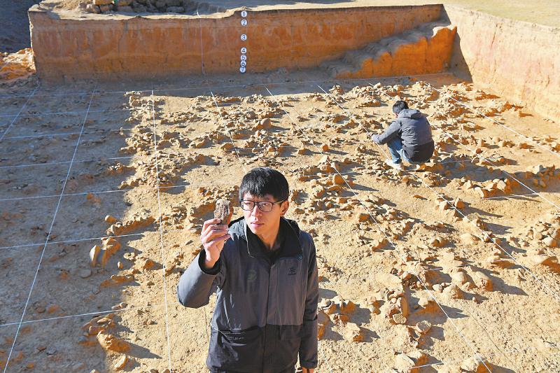 四川省文物考古研究院助理馆员谭培阳：旧石器考古发现13万年前手斧