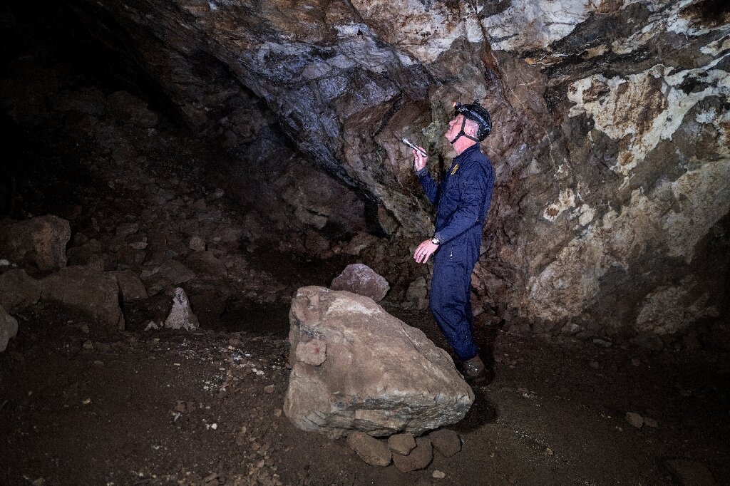 古生物学家在南非发现世界上已知最古老的墓地 属于20万年的纳莱迪人