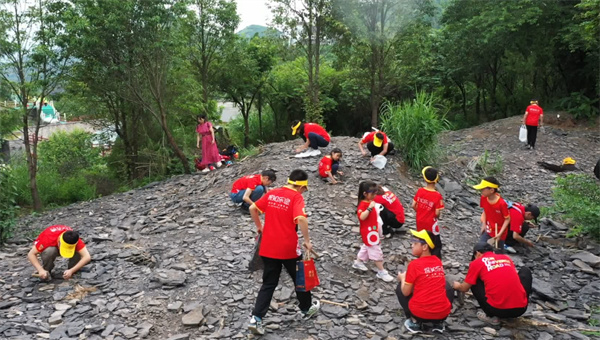 ����ʡ���ⲻ����ѧ�Ŷ��߽���������ﻯʯȺ���ҵ��ʹ�԰