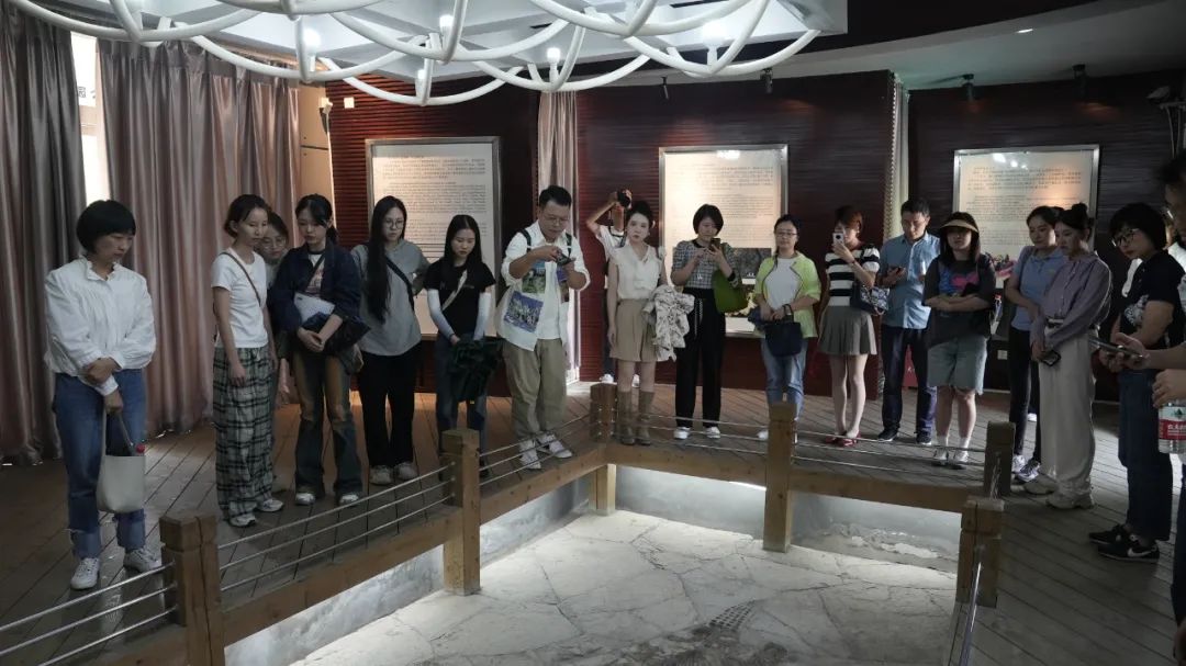 ���ݹ㲥����̨������ʡ���ʲ���������߽������߽����뻯ʯȺ���ҵ��ʹ�԰