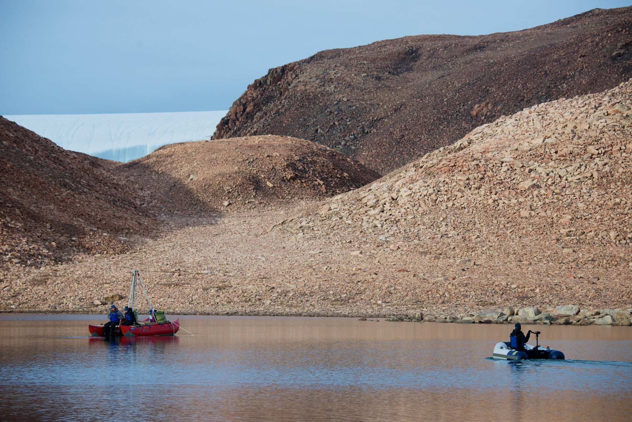 古老的植物蜡揭示了全球变暖如何影响北极湖泊中的甲烷