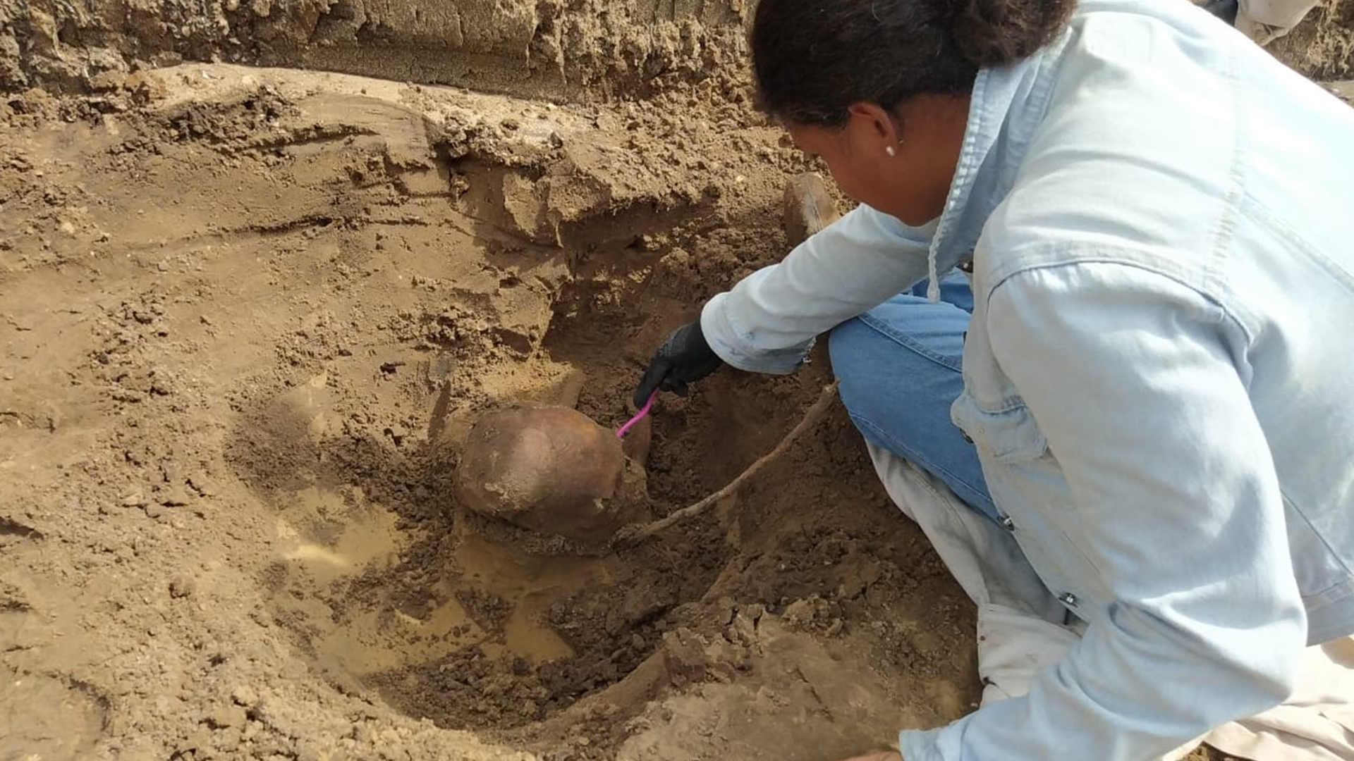 巴西发现一万年前来自未知狩猎采集群体的墓葬