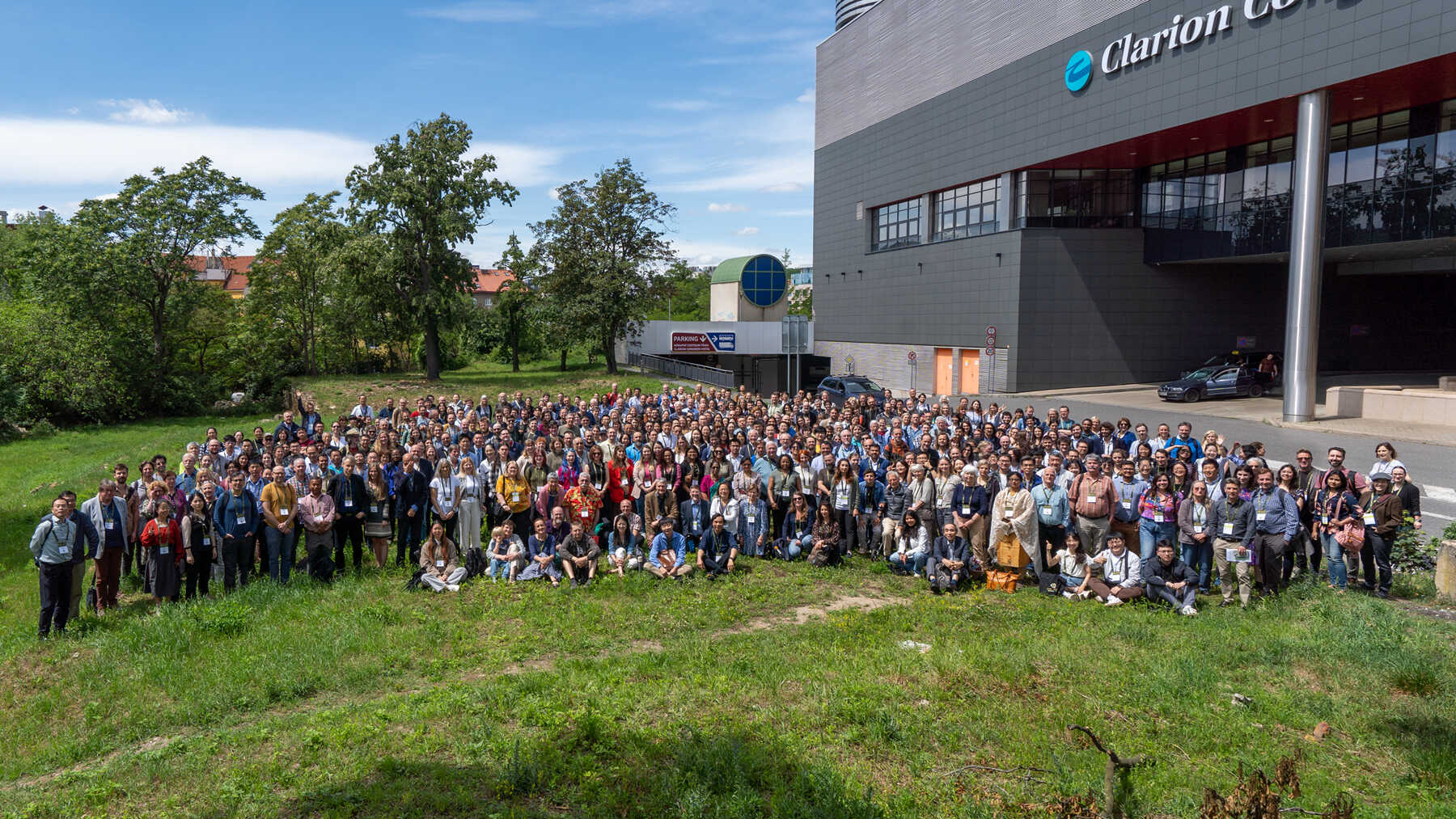 �Ͼ��������������μӹ����߷�ѧ�͹�ֲ��ѧ���ϴ��