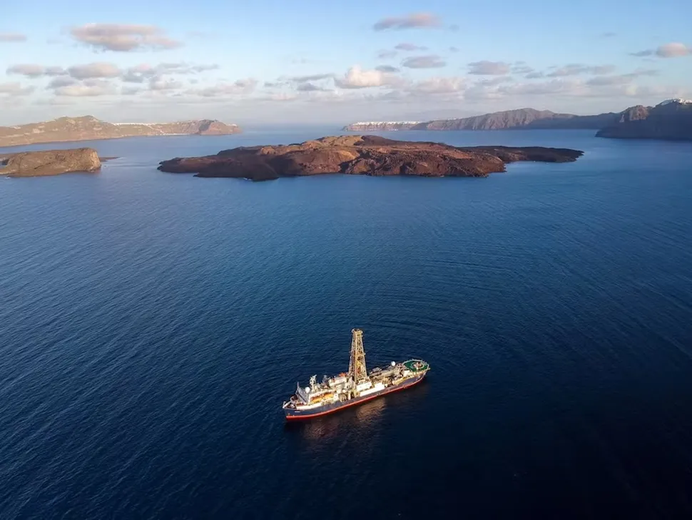 52����ǰ�����ٺ��������׻�ɽ����