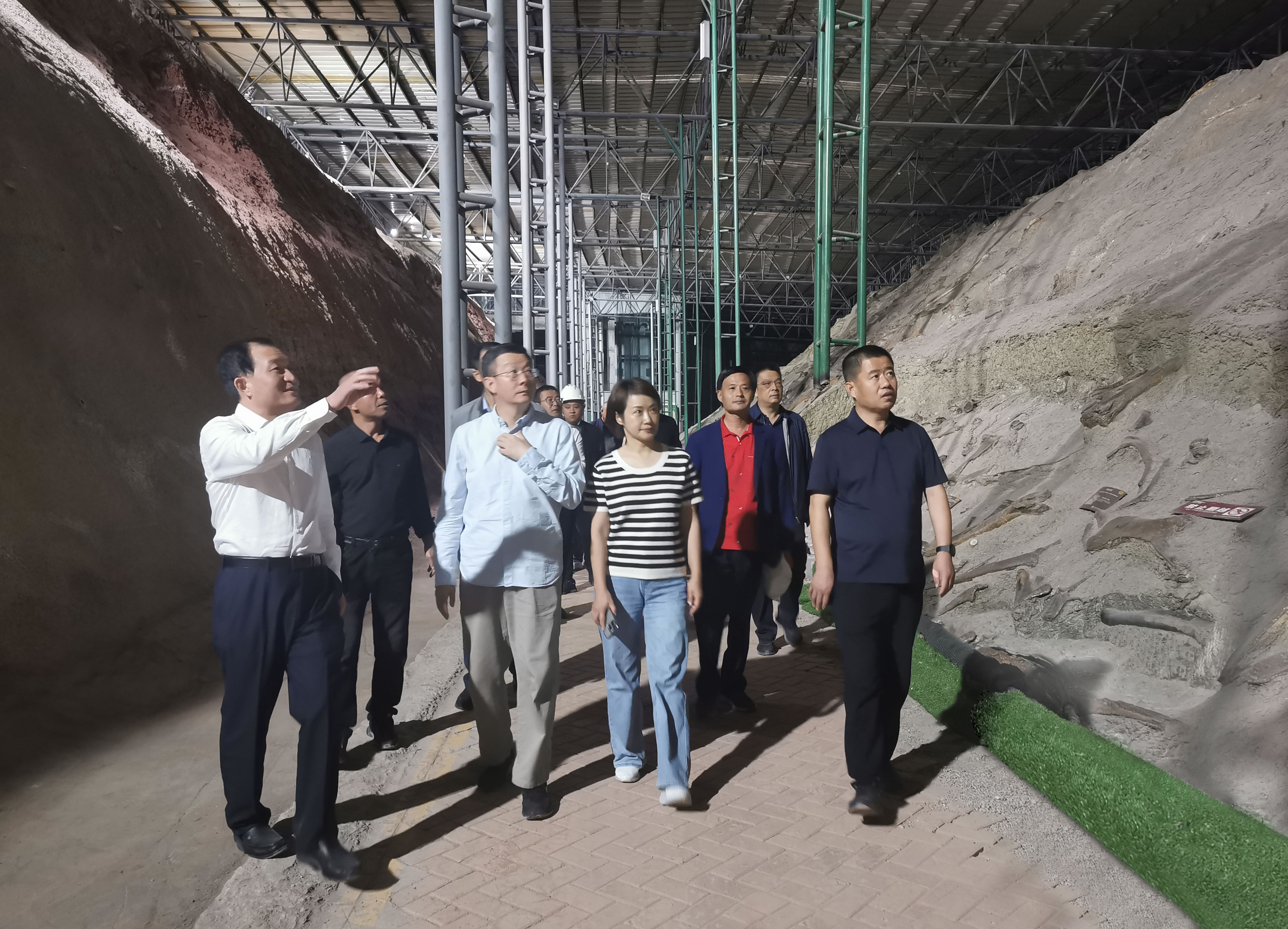 ����Ȩ������ר�����ǵ�ɽ�����ָ��������ʯ�������п��չ���