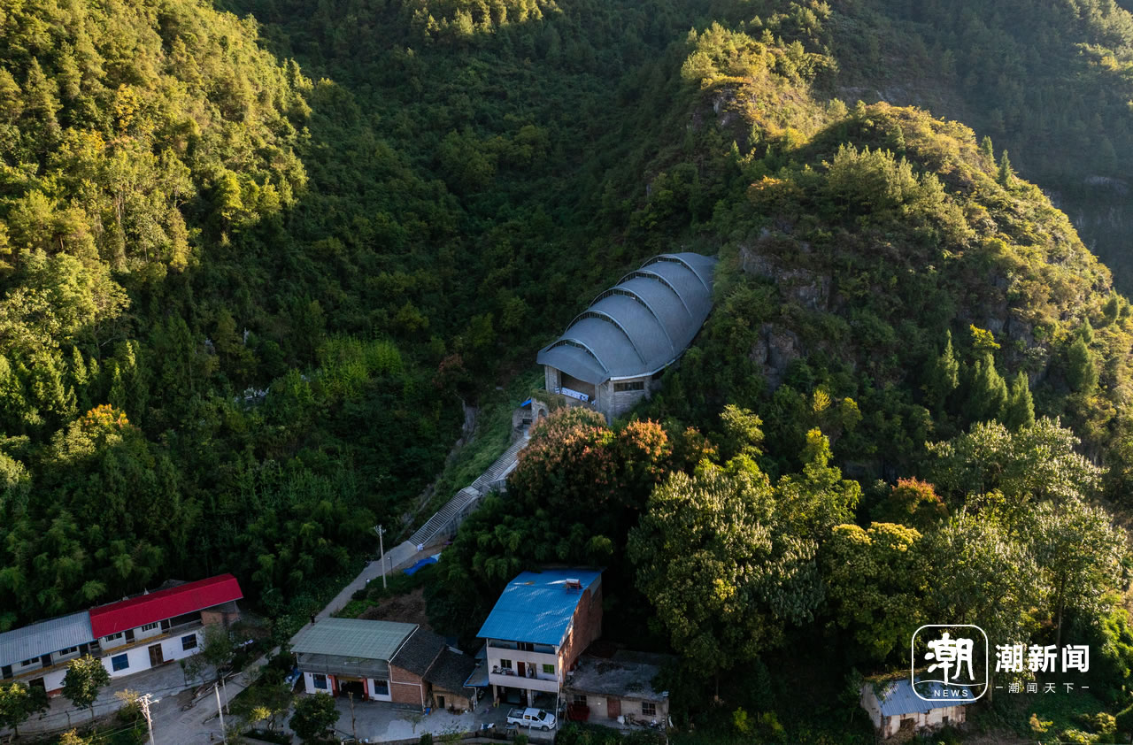 ������ɽ��һö200������ǰ����ɽ�ˡ����ǻ�ʯ���ܷ�ָ����������Դ����