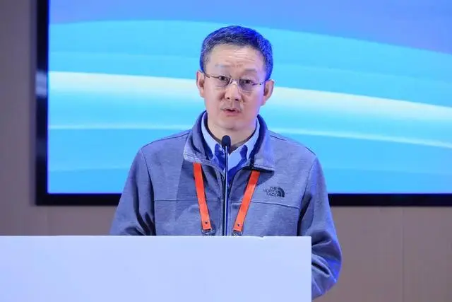 С�ڣ����ţ�������������������ѧ����ѧ���ڳɶ�����Ѷѡ�