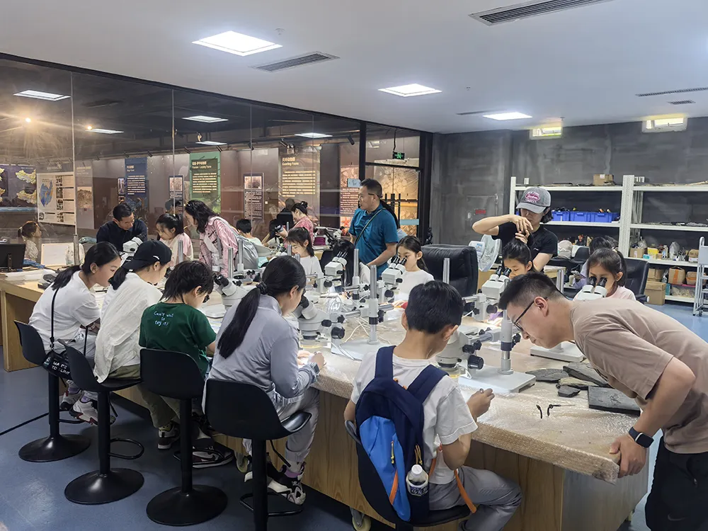 껯ʯѿѧ̽ ʹ԰ݡһȦ